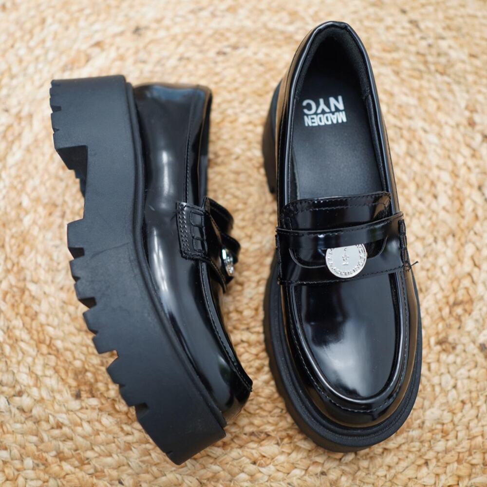 Madden NYC Patent Lug Sole Loafers Size 7